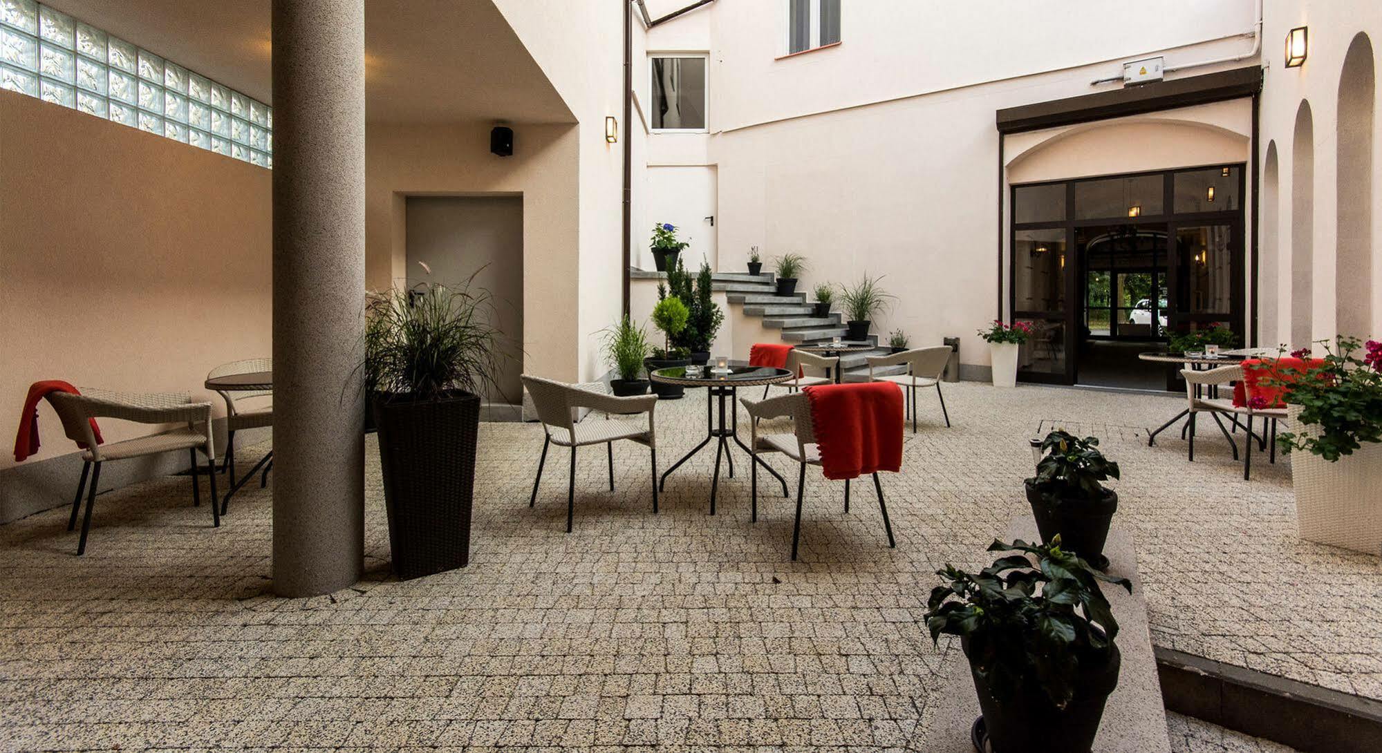 Europejski Boutique Hotel Radom Exterior foto